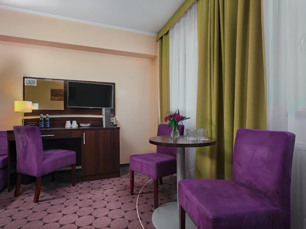 Aparthotel Lumen Krakau Buitenkant foto